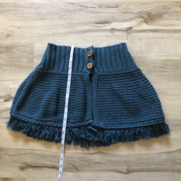 Zara Teal Knit Shawl - Picture 5 of 5